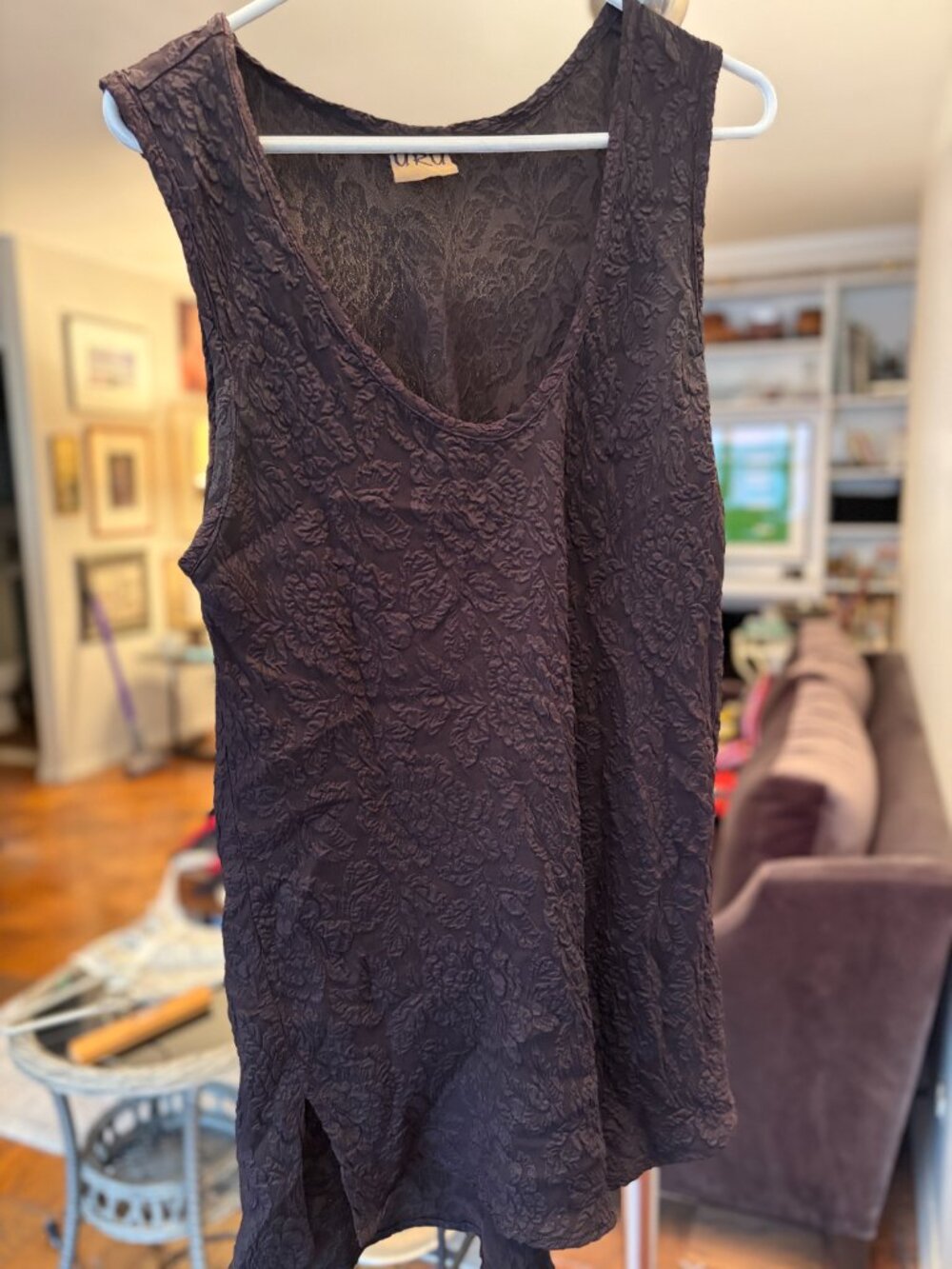 URU silk sleeveless U-neck tank.